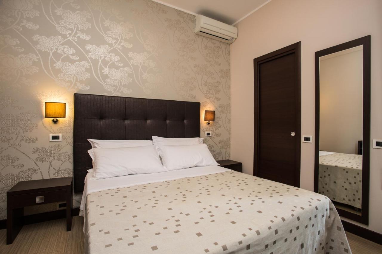 Hotel Lalla Beauty & Relax Чезенатико Екстериор снимка