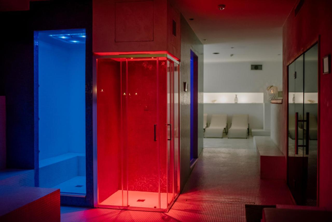 Hotel Lalla Beauty & Relax Чезенатико Екстериор снимка