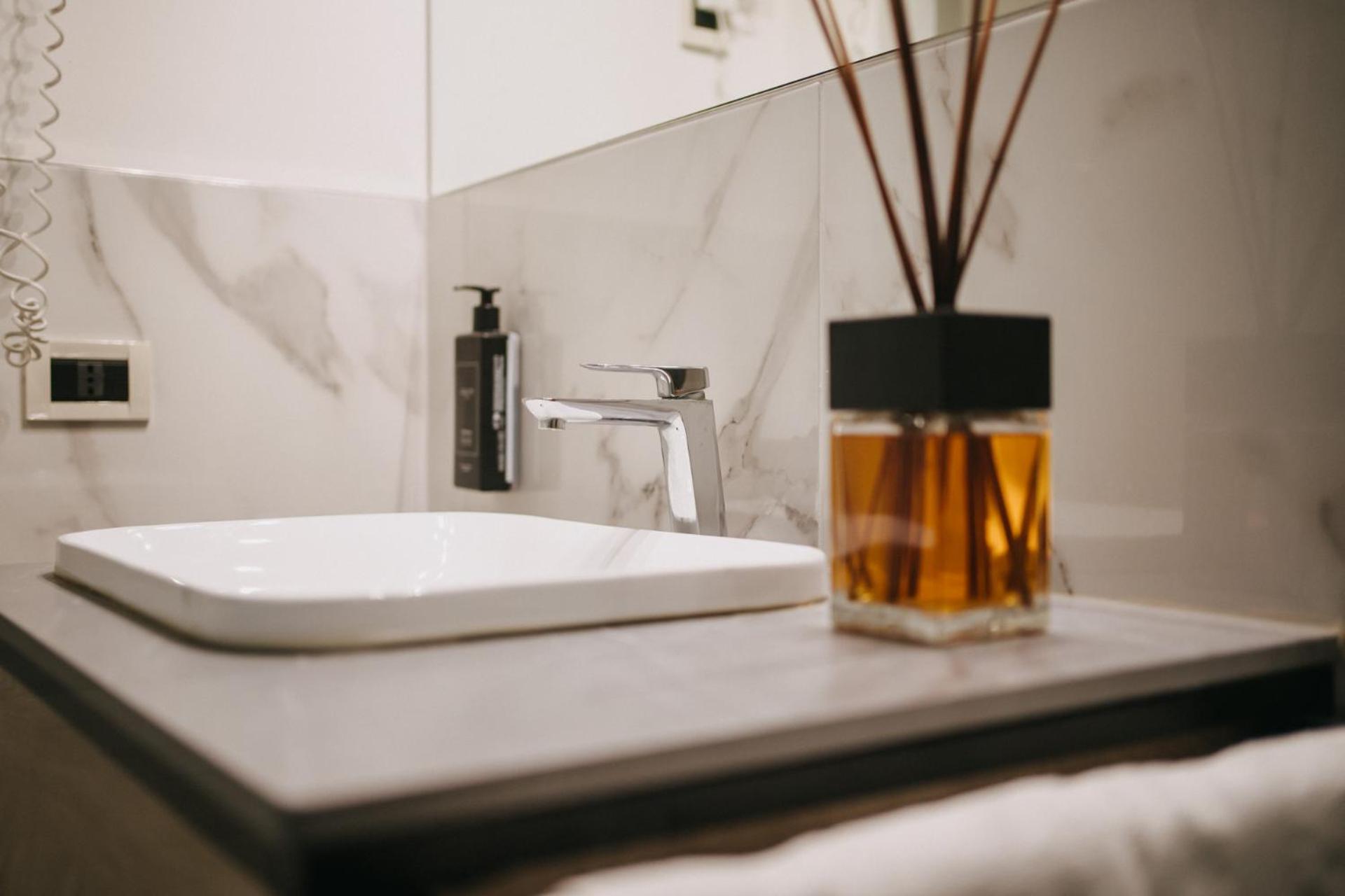 Hotel Lalla Beauty & Relax Чезенатико Екстериор снимка