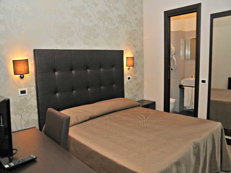 Hotel Lalla Beauty & Relax Чезенатико Екстериор снимка
